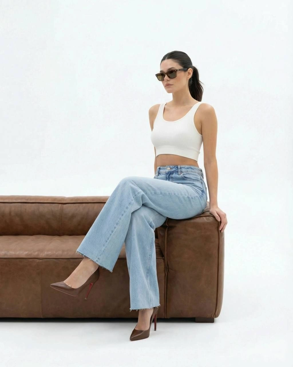 Джинсы женские